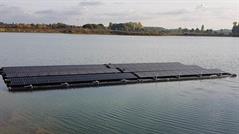 Picture of a floating photovoltaic system.